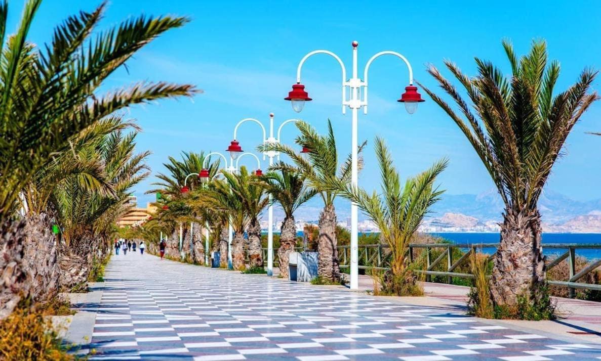 Spanish Sun - 500 M From The Beach アレナレス・デル・ソル エクステリア 写真